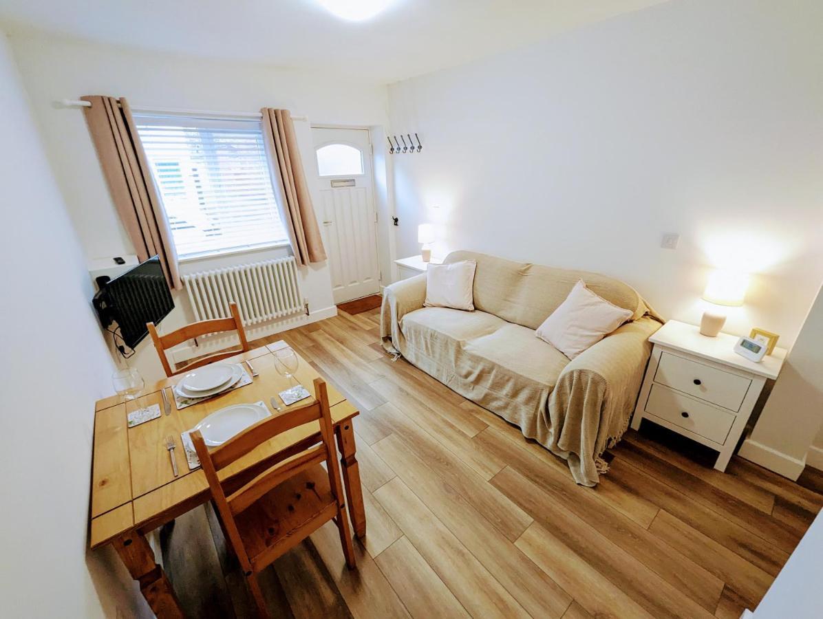 Blossom Holiday Lets - 94 Roseberry Cottages Guisborough Exteriör bild